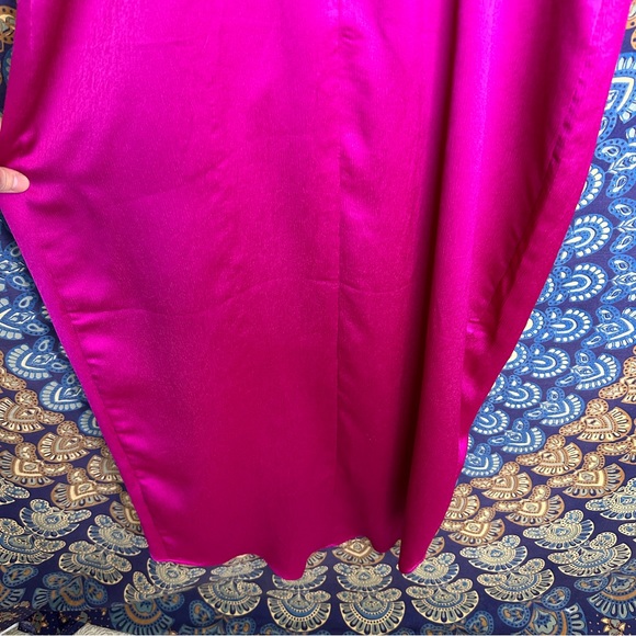 Neon pink midi party dress - Picture 11 of 11
